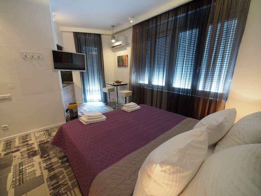 Decanska Apartments Belgrado Habitación foto